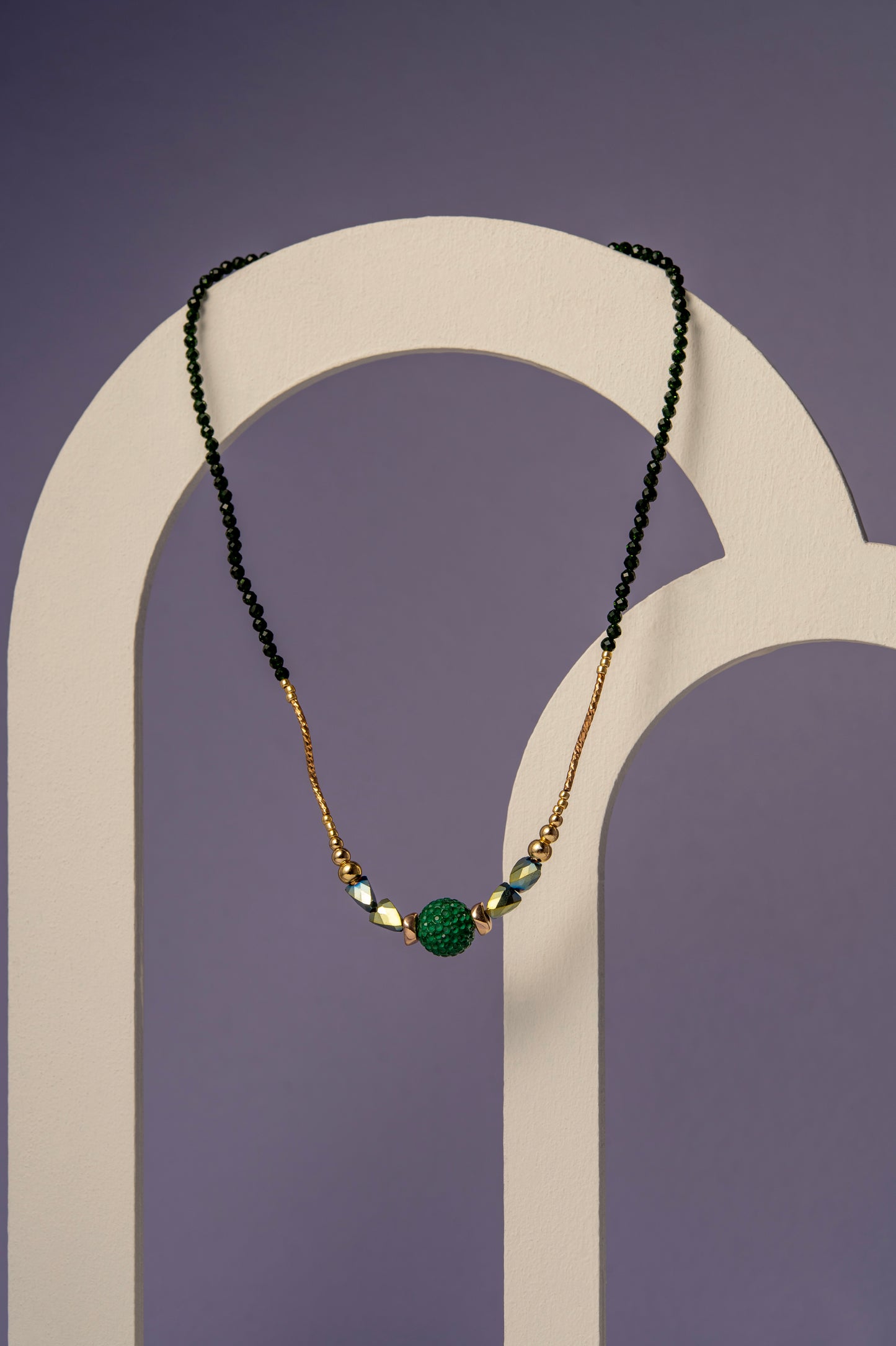 Xειροποίητο κολιέ με κρύσταλλα και χάντρες