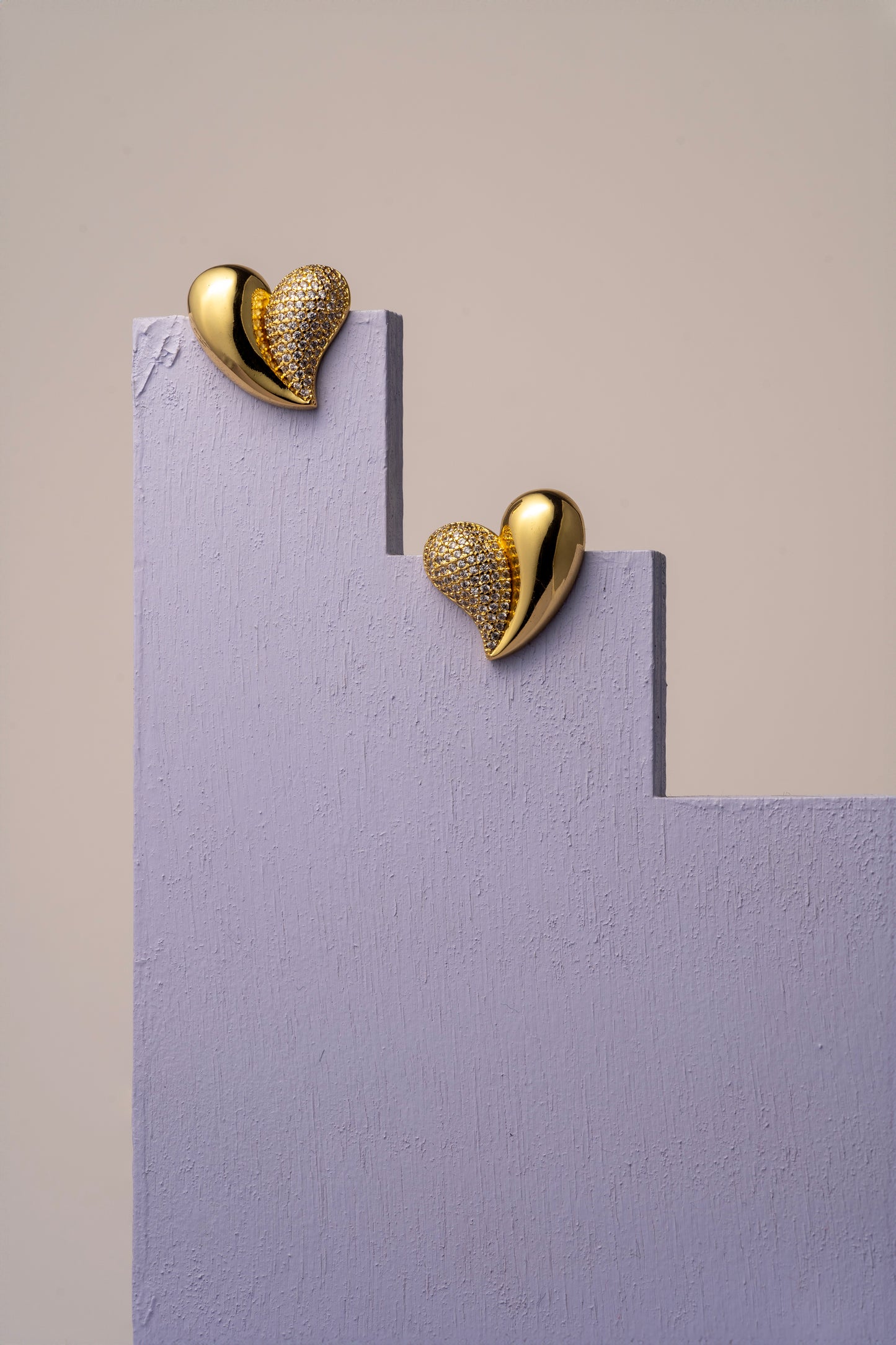 Σκουλαρίκια καρδιές με ζιργκόν